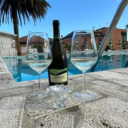 Aparthotel Borgo Degli Ulivi Pietra Ligure