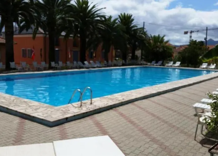 Al Borgo Village 公寓式酒店 3*